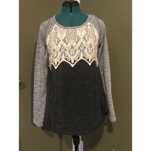 Grey tunic with lace detail